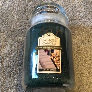 NWT Yankee Candle 22oz Large Candle